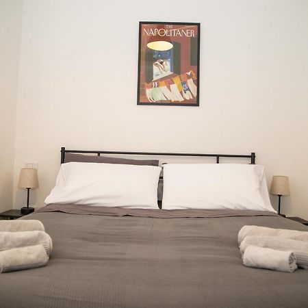 B&B 4Cella Napoli Eksteriør bilde